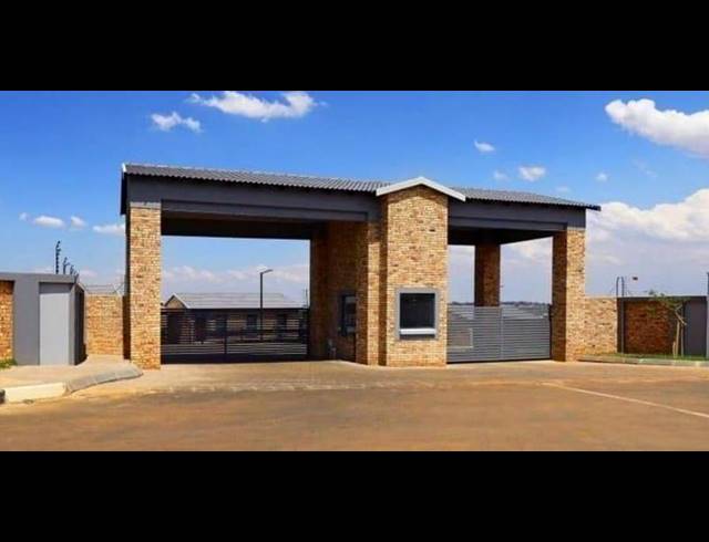 2 BEDROOM PROPERTY TO RENT IN GROBLERPARK